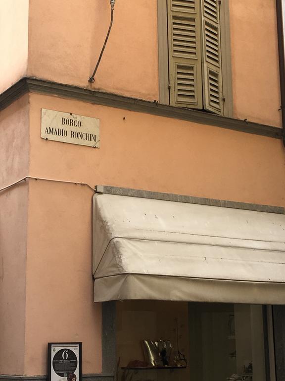 Apartament Il Tenore D'Oro Centralissimo Parma Zewnętrze zdjęcie